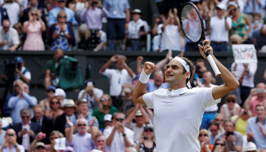 Federer: 'Tôi sẽ trở lại và bảo vệ Wimbledon vào năm sau'